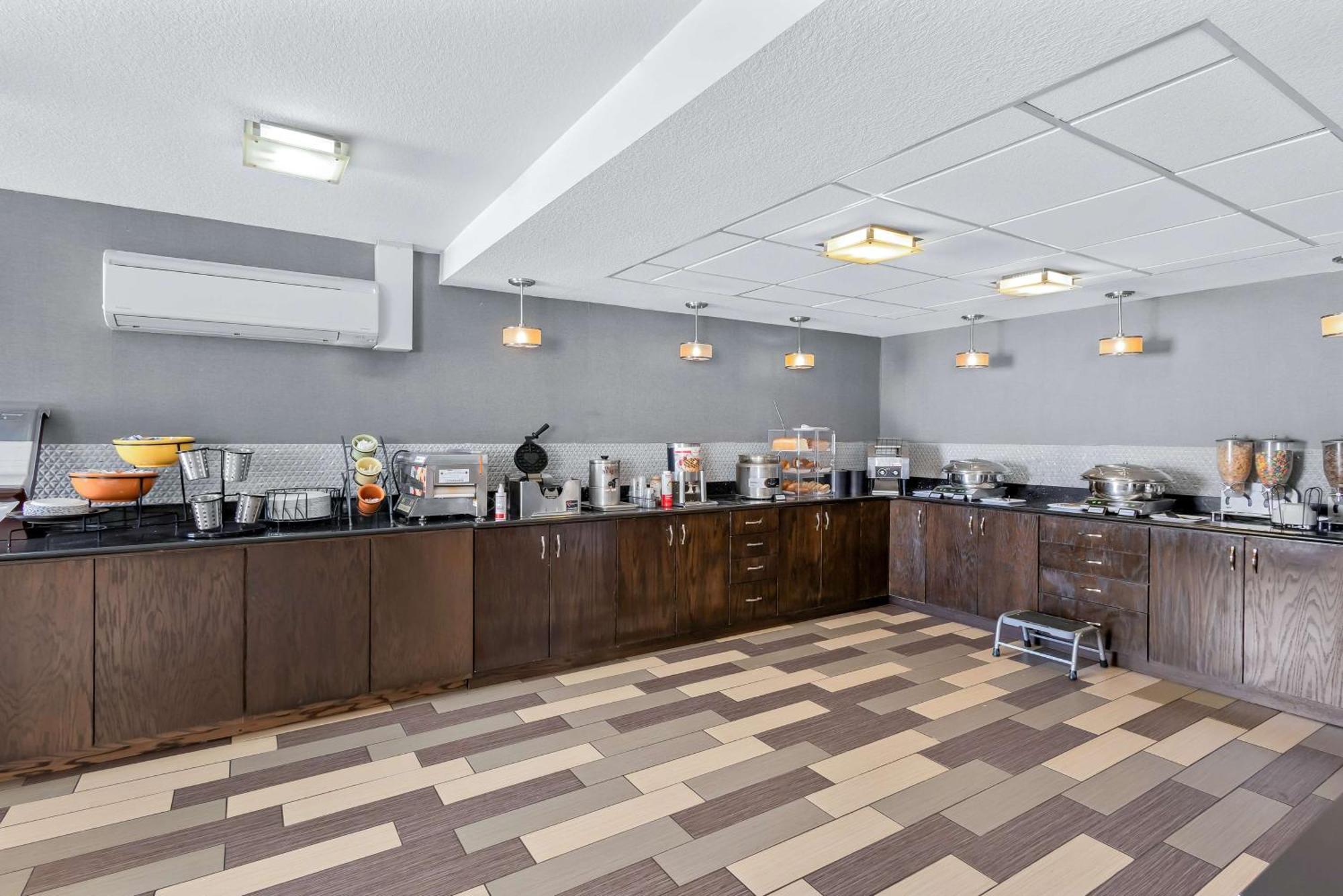 Best Western Luxbury Inn Fort Wayne Eksteriør billede