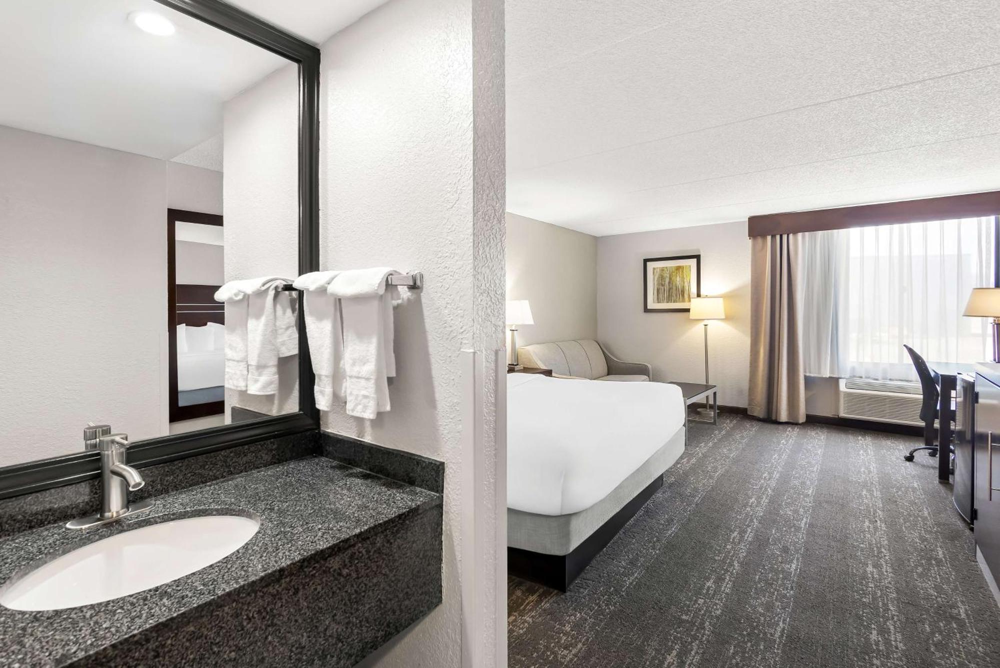 Best Western Luxbury Inn Fort Wayne Eksteriør billede